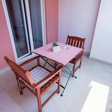 Manda Apartament *