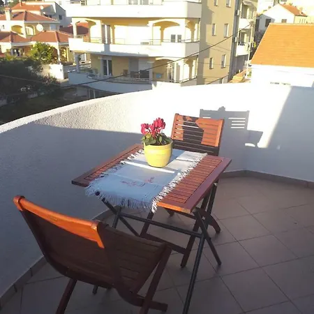 曼达公寓 * 扎达尔