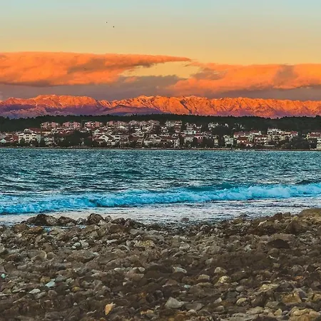 曼达公寓 公寓 *